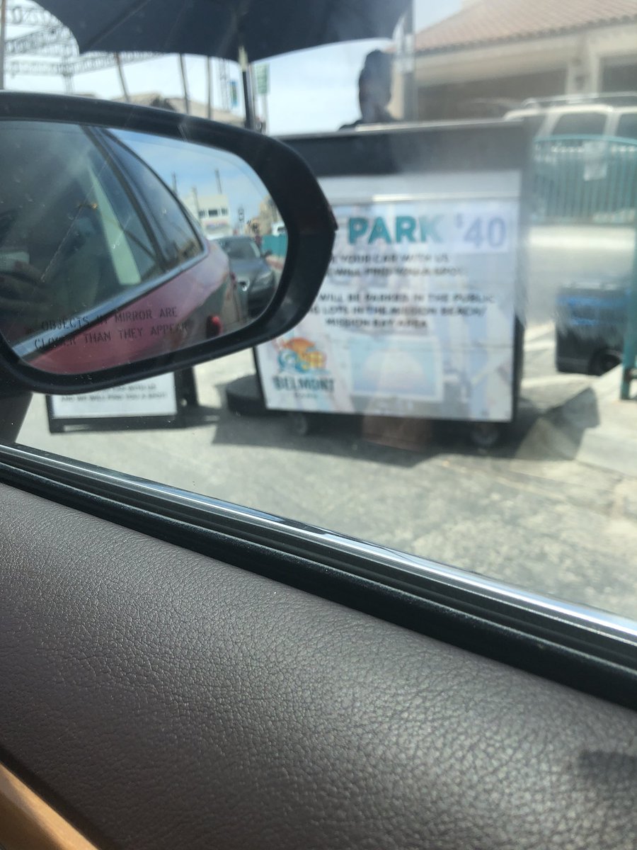 bernadetteinred's tweet photo. $40 parking!!? Never seen Valet this much before in San Diego. Have you payed this much for Valet parking before? https://t.co/gyXlnA7O5b