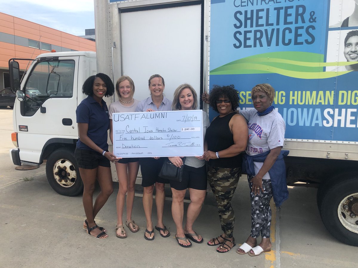 sbark1984's tweet photo. Thank U @justingatlin for being apart of Central Iowa Shelter&Services ceremony this morning. U changed that young girl life forever. She couldn’t hold back her tears because she couldn’t believe U was there. Thank U @wineberg400 and Lacey for being a big part of #USATFAlumni https://t.co/OFuLYy5OLe