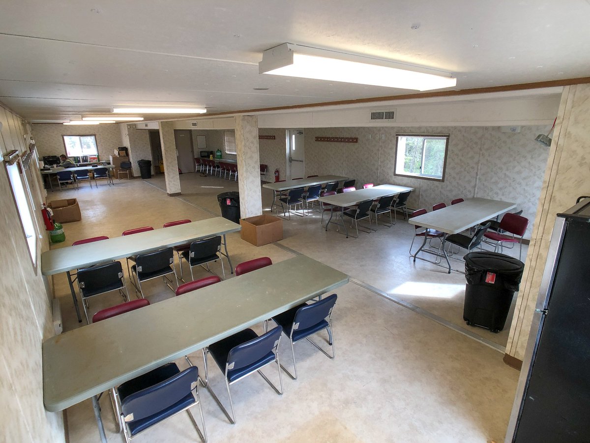 24'x60' meeting/lunchroom app set up in the Wabasca area for right of way and pipeline crews.👌#FieldReady
.
.
#remotecamp #siteoffice #modular