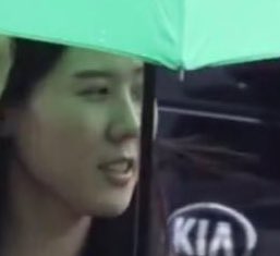 RemilioPlinko's tweet photo. someone pls get her mfing name i just want to talk .... 
#SM_아티스트대우_개선해 https://t.co/yGLr5JARAr
