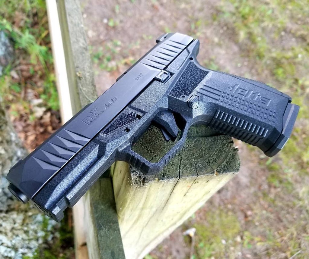 KVARCorp's tweet photo. Have you checked out the #RexDelta by @Arex_Defense yet? What are your thoughts on this polymer offering from them?!
📸 @thefirearmguy
Rex Delta - great pistol
#thefirearmguy #instagun #gunpicsdaily #gunporn #weaponfanatics #weapons #firearms #firearmsdaily #rexdelta #arexarms https://t.co/Uy7r58KtGC