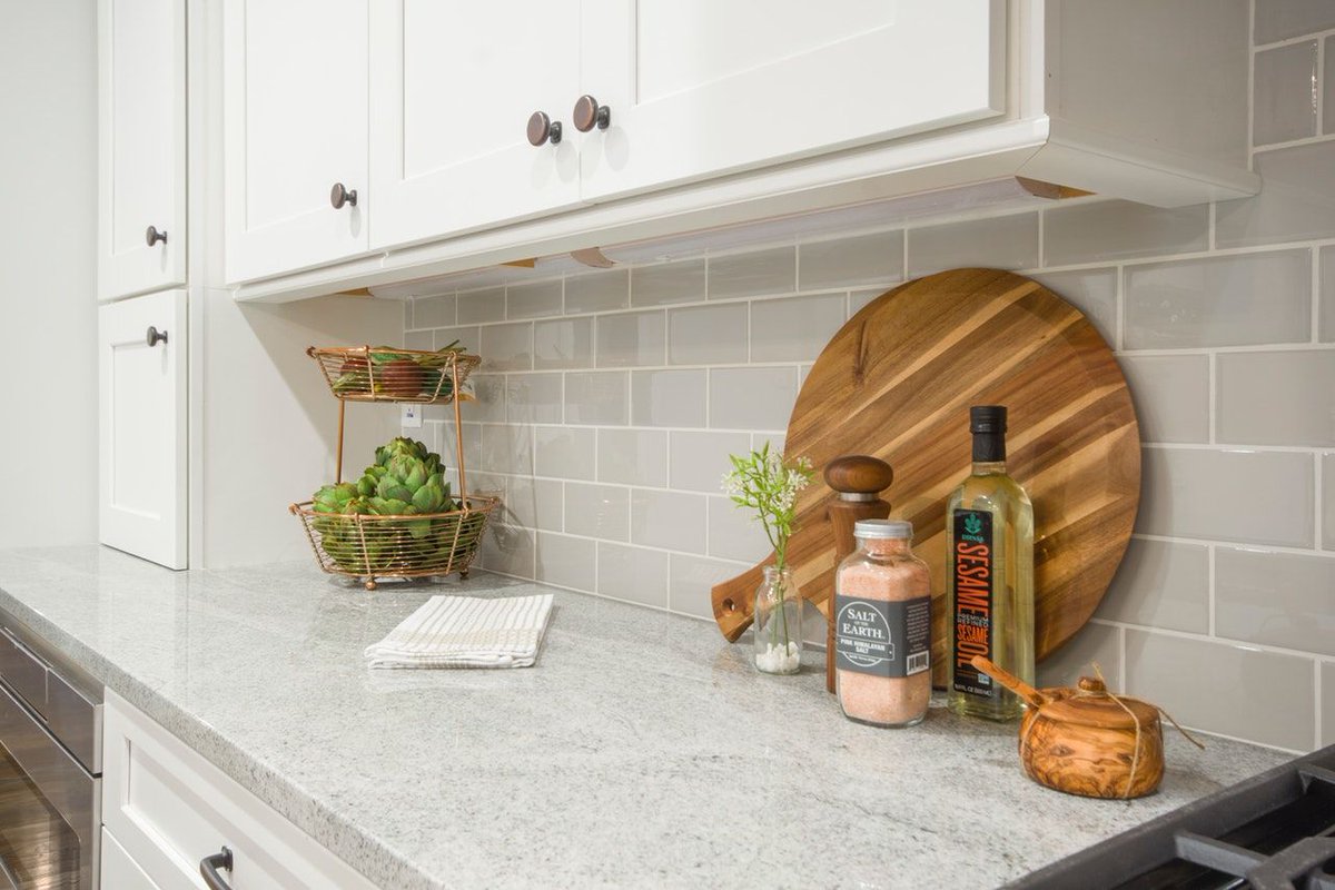 DexKnows's tweet photo. Shop 'til you drop for shiny new counter tops. See dealers and installers near you: https://t.co/Mcpx6oF0GL #DexYP https://t.co/AmvACQXlQj