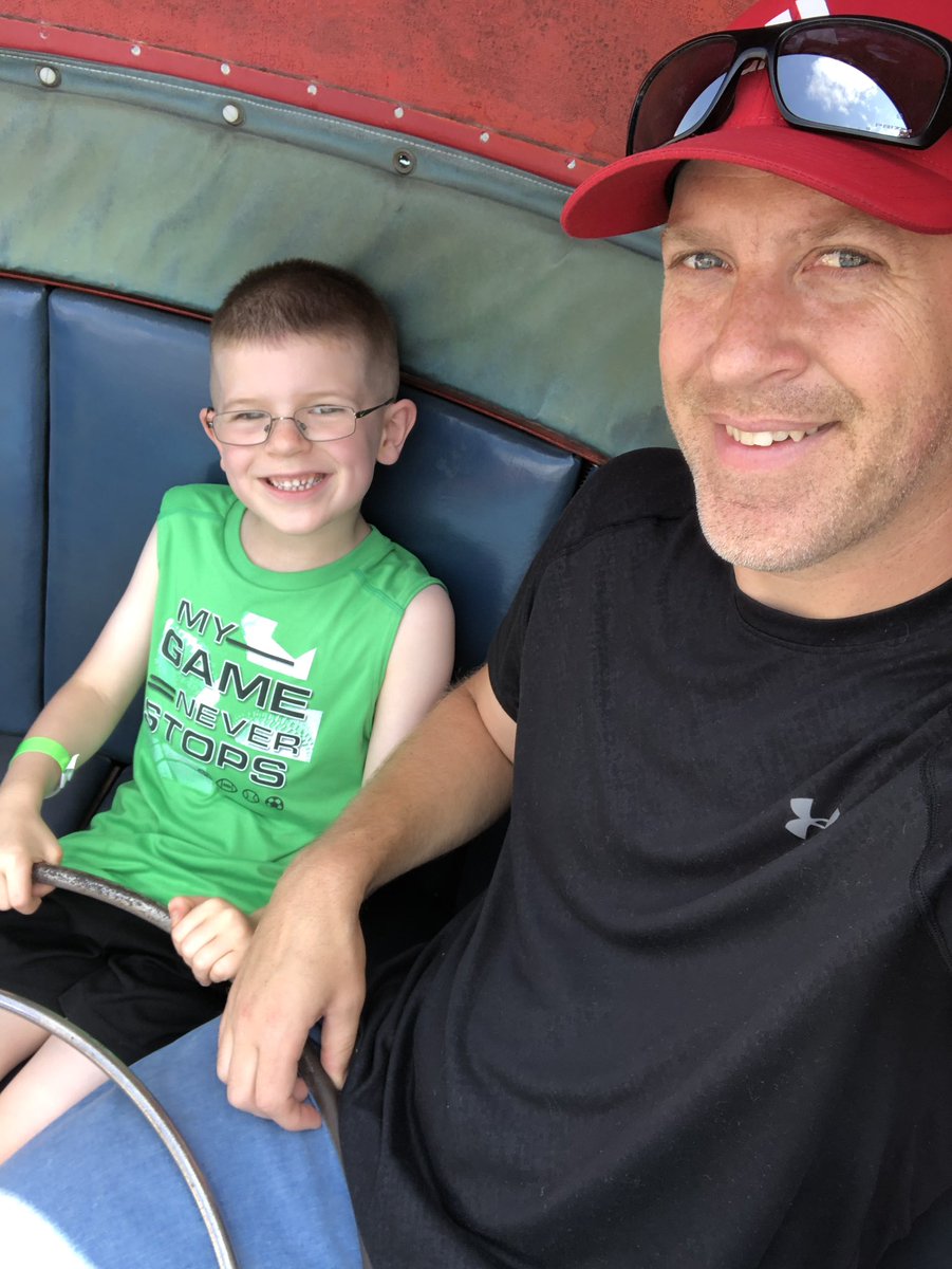 coachbiehler's tweet photo. Huck Finn’s with the @Maphillbaseball coaching staff and families. Davis, Gavin and Kyla were living it up. #nomeltdowns https://t.co/PCtq4oxeGN