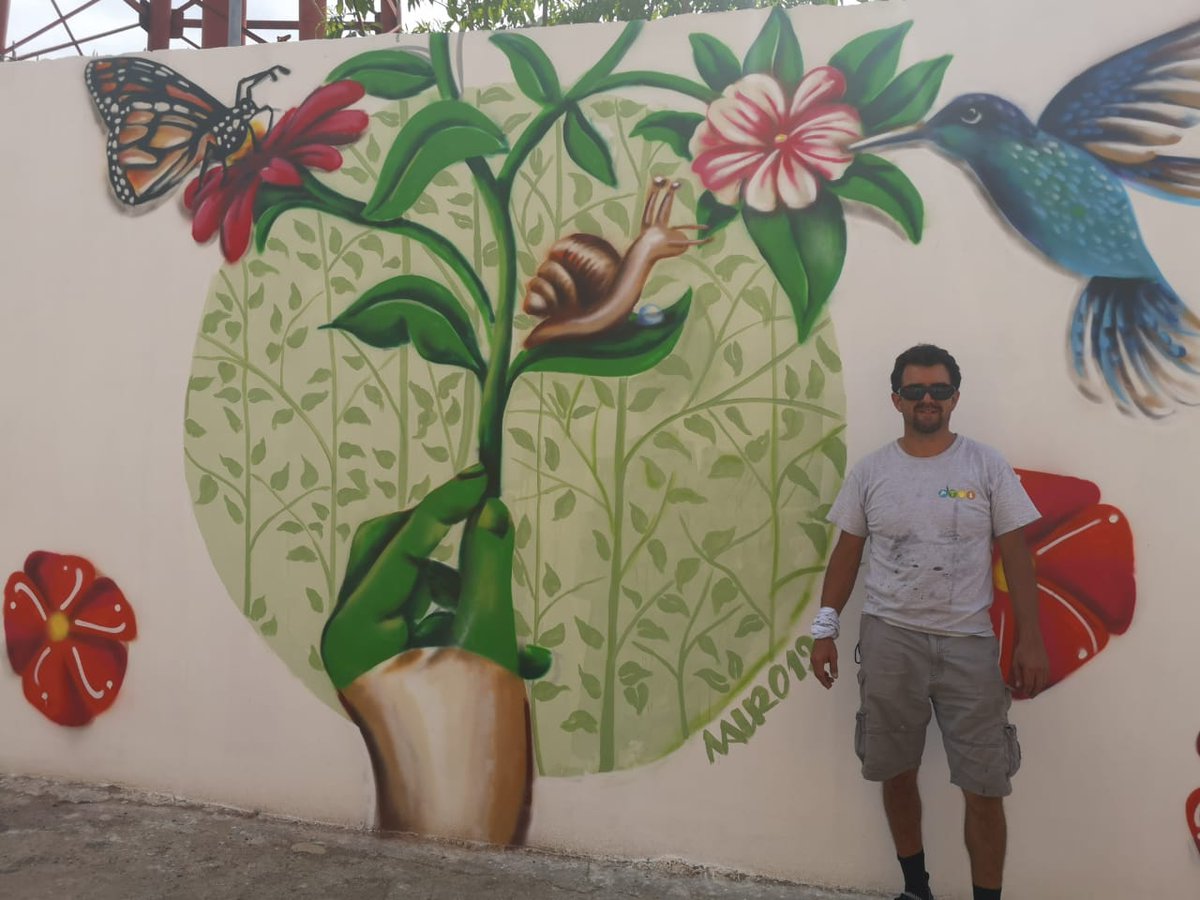 InguatPrensa's tweet photo. Como parte del proyecto de #INGUAT "Arte y Turismo, un País  con Más Color", se realizaron murales en Estanzuela, Zacapa, alusivos al cuidado del medio ambiente, logrando así, se puedan trasmitir mensajes que contribuyan a cuidar los recursos naturales 
#COMEX #BienHecho https://t.co/BEyiUfdGOz