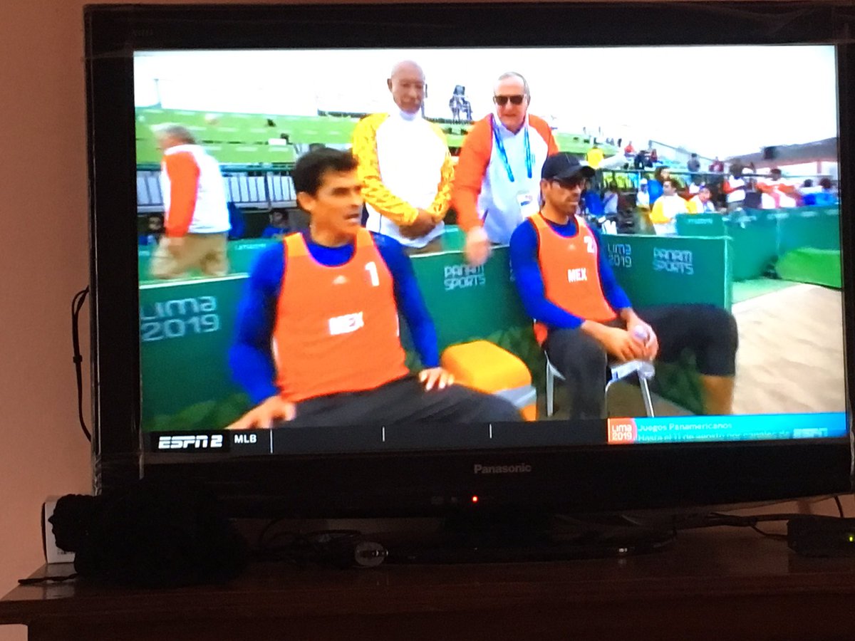 BreachByClancy's tweet photo. Increíble partido de Lombardo Ontiveros y Juan Virgen 
A semifinales!! 
#TodosSomosMexico https://t.co/wQm62curyn
