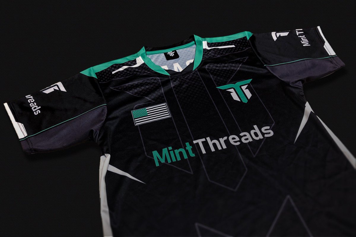 Ever wonder what our product looks like? Well here you go! Mint quality, Mint apparel.  
mintthreads.co/products/mint-…
#StayFresh