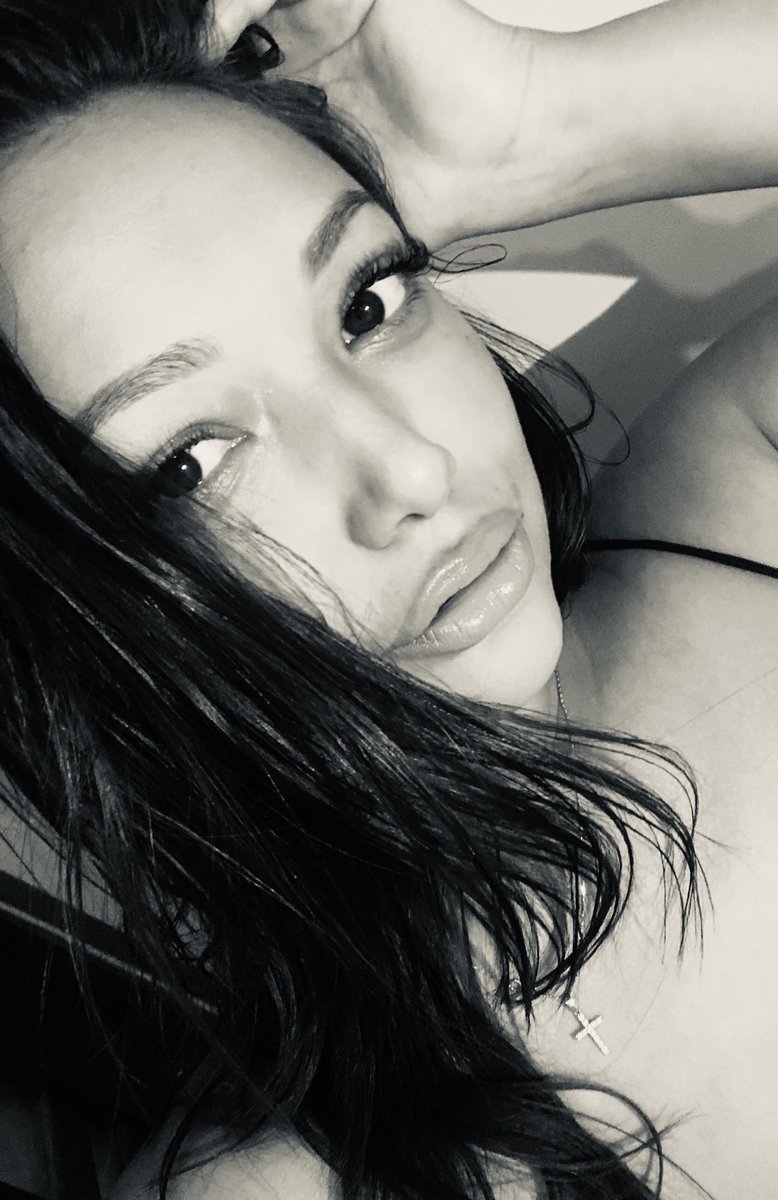 Lexi Kane tweet media
