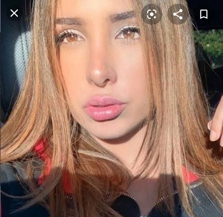AmorcitoDeCora2's tweet photo. @MarialeOficial Un dia estaba  aburrida porque eran vacaciones decidi ver un video en ese momento te segui y me puse a ver todos los videos de tu canal y me encantaron no solo me hicistes reir pues con tu roust me dije a seguir adelante  como mariale dice nunca parar #CLUBMAR https://t.co/mub3ipVM56