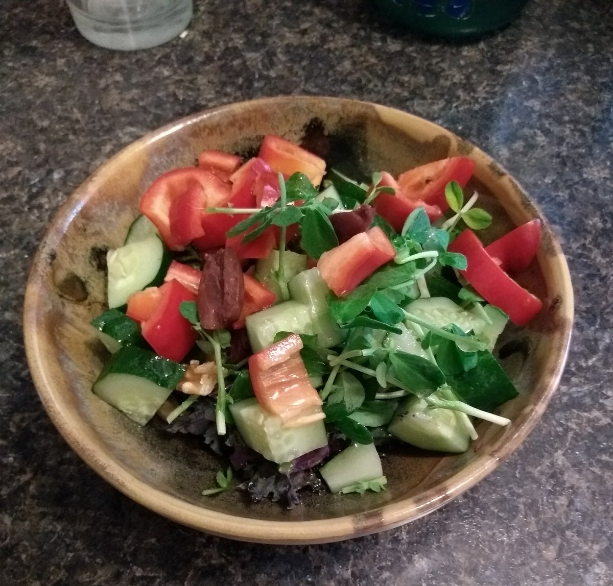 KenaFerReal's tweet photo. @savorpod salad made from stuff I need to use up while listening to the salad episode. 😀 https://t.co/7FZtm5puRU