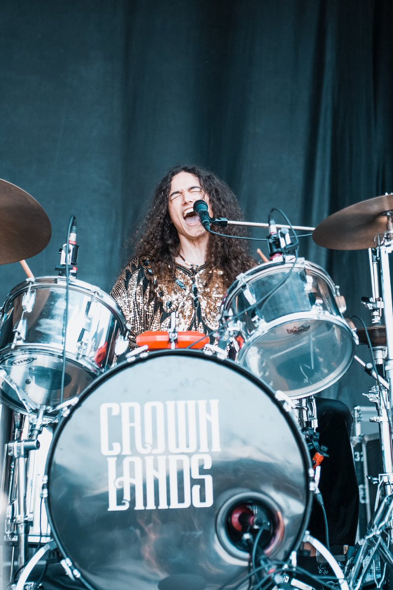 ImpactMF's tweet photo. 🤩 @CrownLandsMusic ROCKED the B-Stage this afternoon https://t.co/9kWVQlz94n