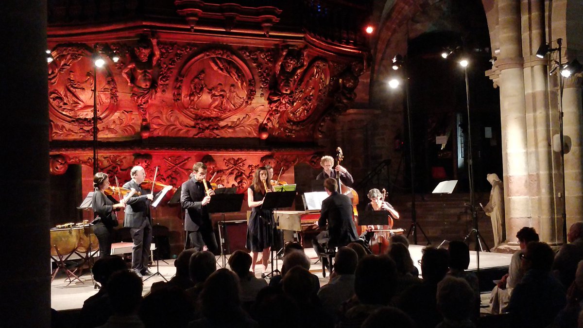 MusiqueetMmoire's tweet photo. "La Retraite aux Flambeaux !"
Suite pr orchestre 1066 &amp; 1069
Concerto Brandebourgeois 4
#Bach 
Festif, Indétronable, Jubilatoire !!

@alia_mens dirigé par @OlivierSpilmont
Basilique de #Luxeuil @Luxeuiltourisme https://t.co/IPDyvhIpIn