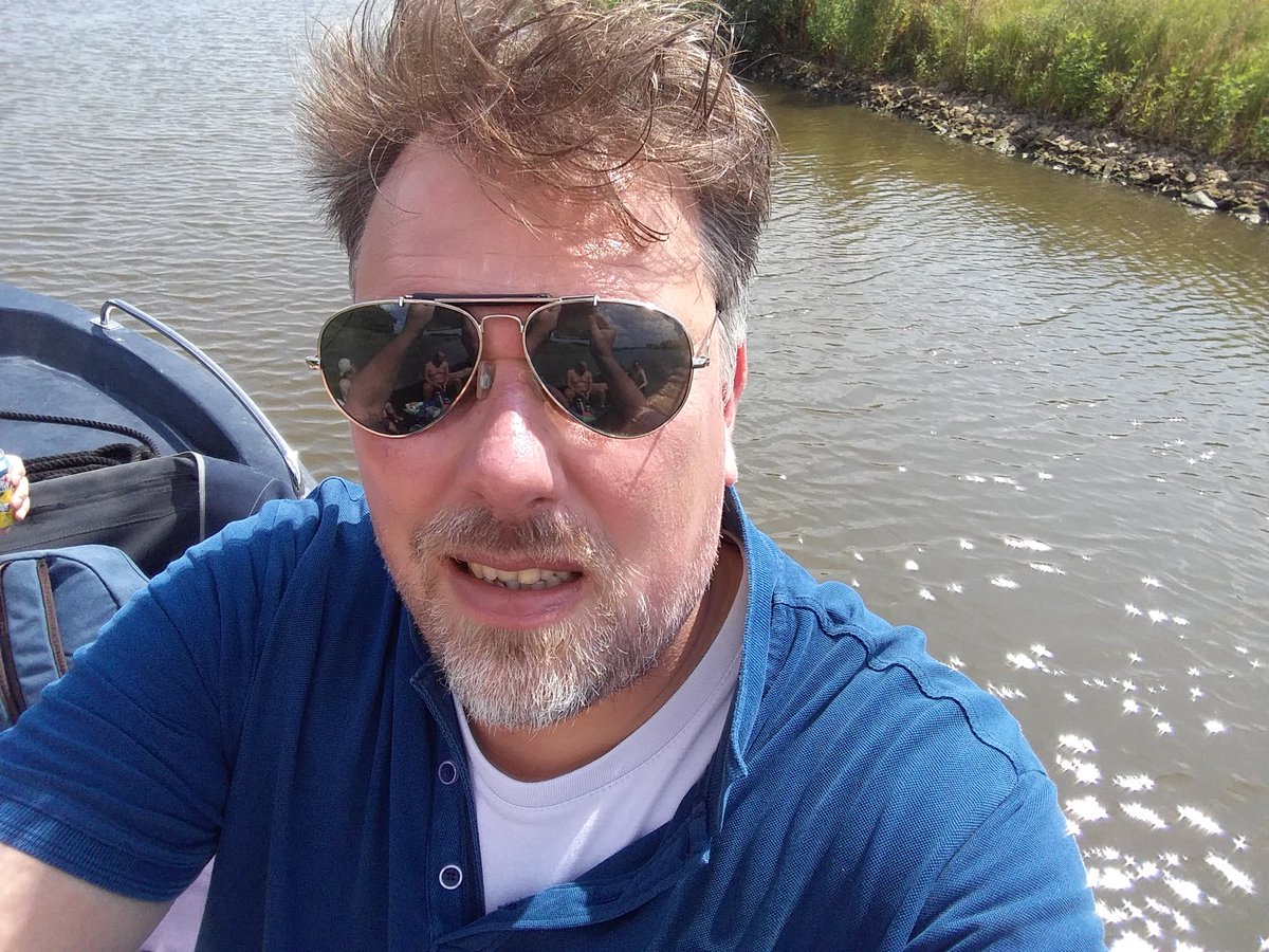 GertOldambt's tweet image. Een middagje met z'n allen veel plezier en vertier in de eigen regio: 
Met een sloepje varen op de  @Blauwestad! 
@gemeenteoldambt 
#Zomer2019 #Oldambtmeer