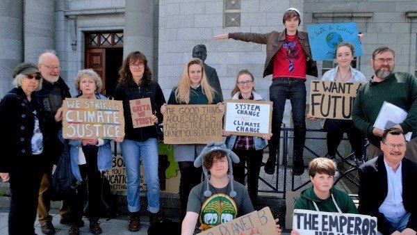 EldersForEarth's tweet photo. Well written article in the Examiner about Elders on July 7th, if you missed it !

"No one can be certain that their child would have a future, that’s why I stand in front of the City Hall with the children. I want to support them as much as possible."
https://t.co/4scKx7G6kz https://t.co/tv7BZOqhC7