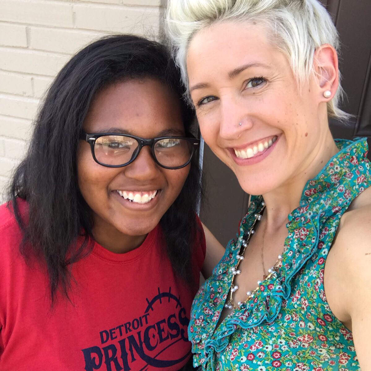 raehering's tweet photo. So many memories made on this trip! I β€οΈ My Peri Friends
#MichiganMeetUp #livestreaming #musicians #singersongwriter https://t.co/BaXRiBtVZ9