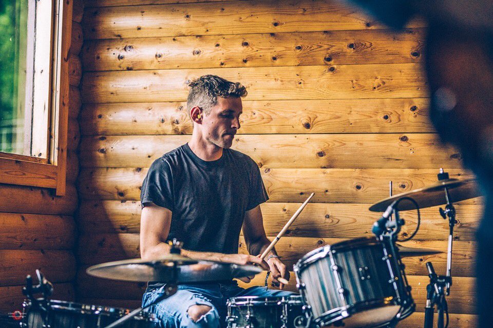 Pablo's Paintings (@pablospaintings) on Twitter photo What a weekend <a href="/KendalCalling/">Kendal Calling 🦌</a>!
We’re humbled by the response to our sets at Tim Peaks Diner and The Jam Tent. Thank you.
Special thanks to Nick, <a href="/Tim_Burgess/">Tim Burgess</a>, <a href="/_Bands_FC/">Bands FC</a> and the TP gang for keeping us warm, dry and entertained when the rain came.
📷 Darran Moore Photography What a weekend <a href="/KendalCalling/">Kendal Calling 🦌</a>!
We’re humbled by the response to our sets at Tim Peaks Diner and The Jam Tent. Thank you.
Special thanks to Nick, <a href="/Tim_Burgess/">Tim Burgess</a>, <a href="/_Bands_FC/">Bands FC</a> and the TP gang for keeping us warm, dry and entertained when the rain came.
📷 Darran Moore Photography