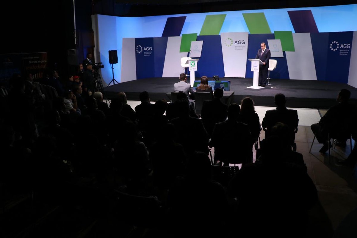 porquienvotoGT's tweet photo. En el debate presidencial #DebateAGG @DrGiammatteii habla sobre la minería en Guatemala. ¿Que opinas tú? ¡Haz tu test de PQV! https://t.co/PVJ32YoQ6R