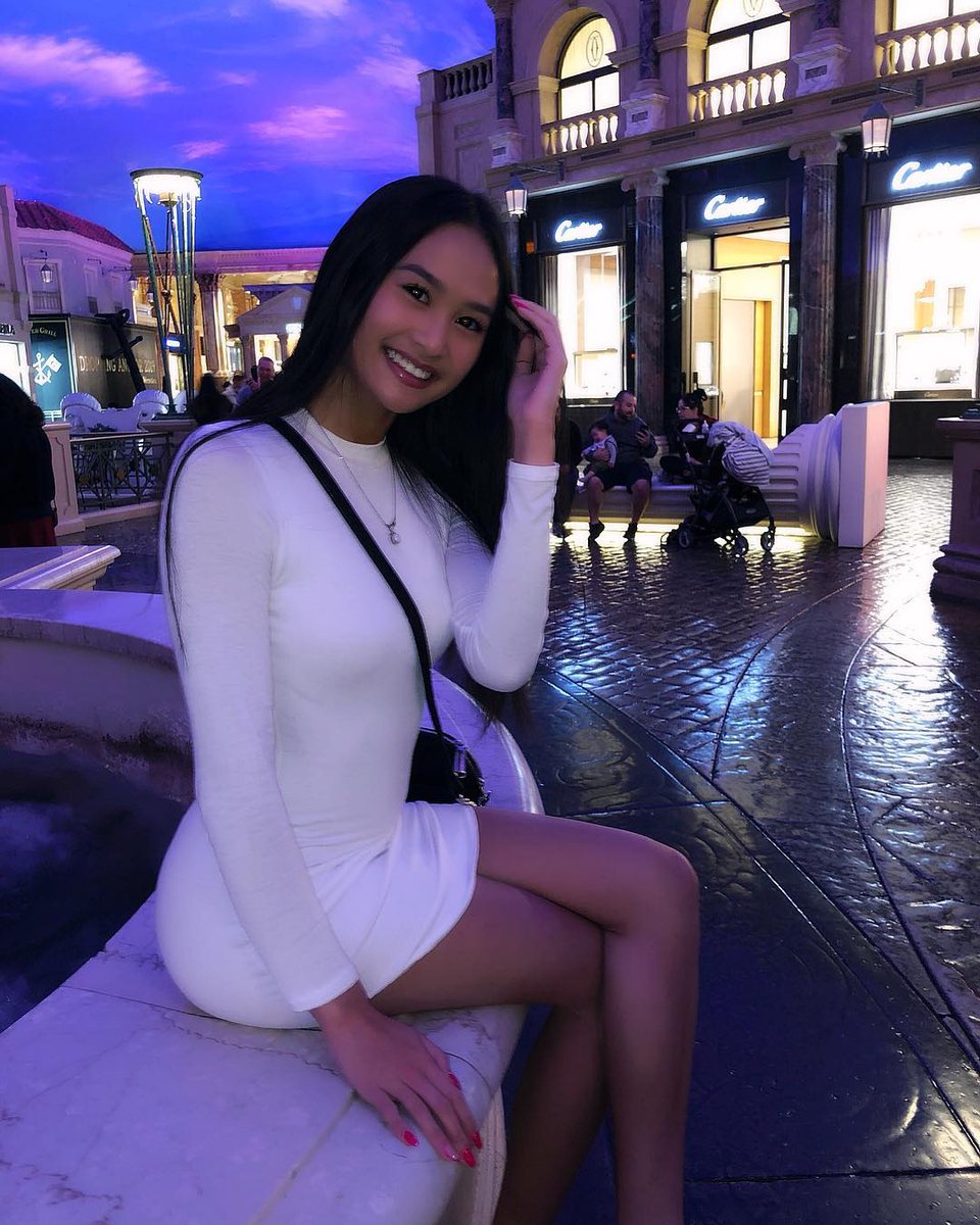ModaXpressStore's tweet photo. Good at being a babe! 😍
.
.
TAG US !! @modaxpressonline #modasquad and stunt like @iveenguyen
.
.
#musthavefashion #shoppingaddicts #clothingrequest #ootdfash #styleinspiration #shopnowonline #streetstylefashion #styleinspo #lookoftheday #styleoftheday #girlyfashionstyle https://t.co/peWh44mYr8