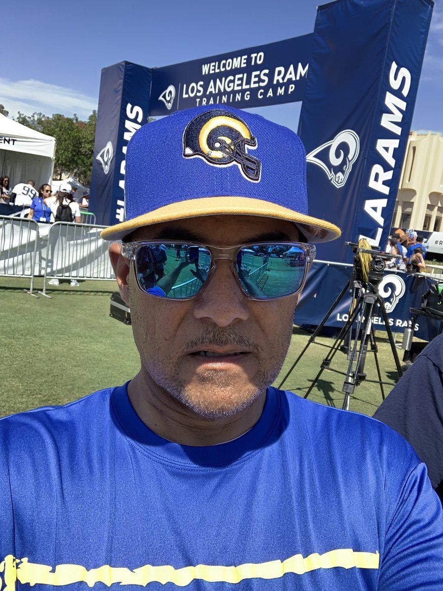 roblespan's tweet photo. Back for more #RamsLA #RamsCamp https://t.co/CxwQSPTRLS