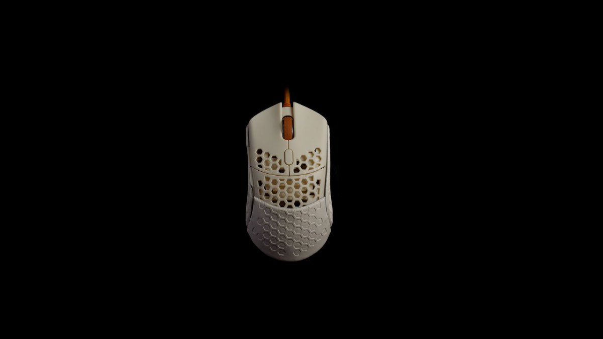 Finalmouse Want To Aim Like A God Then You Need A Size Amp Shape Customized For You You Need An Ultralight 2 Cape Town A Small Raw Composite Base