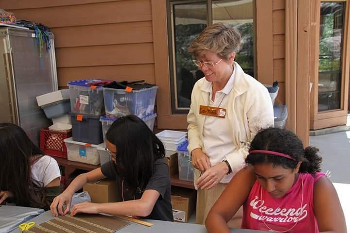 SDSH_Sisters's tweet photo. #SDSHSisters getting ready for a second week of SacredHeart Girlscamp! Please keep all the campers, counselors, cook, staff and Sisters in your prayers for a great week! #joyfulapostolate #religiouslife #religiouscamp #nunfun #GirlsCamp https://t.co/FTddLjaz2t