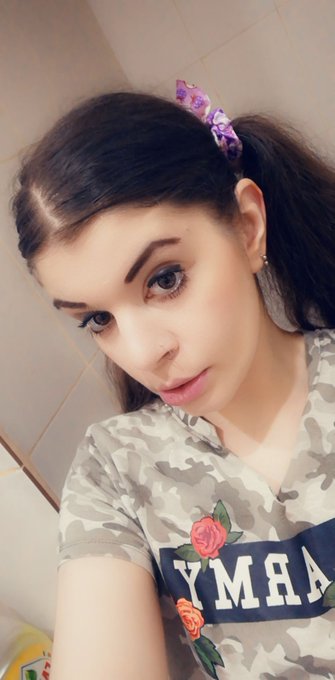 My https://t.co/ruggEEGX7z 🤑 #teenmodel https://t.co/sqHrxNNR2w<a href="/tag/teenmodel"class="tags">#teenmodel</a>