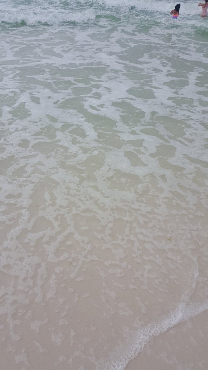 JuneGrassReport's tweet photo. Okaloosa Island https://t.co/tuMhIwbztG https://t.co/U1dojte5BY