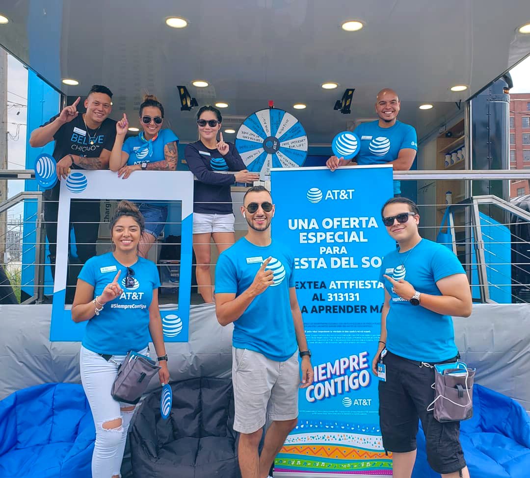 Hola Chicago! Come join the fiesta in our beautiful mobile store here at #FiestaDelSol. We are wrapping up today and would love to talk to you about our exclusive offers! Ole! 💃🏼☀️🎡
•
•
•
#ELITE #ReadyToGo #PaintCentralBlue #LifeAtATT

<a href="/RobForsyth3/">Rob Forsyth</a> <a href="/gigem96r/">Ray Aguirre</a> <a href="/shawnglinski/">Shawn Glinski</a>