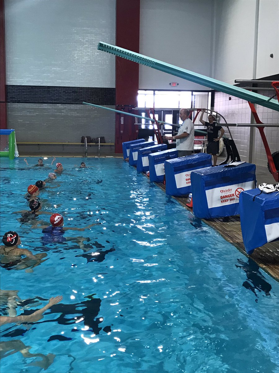 BBCHSWaterPolo's tweet photo. Thanks @Bluepolo for spending the day making our players better! @LWCPolo @LWWestWarriors @HFHSAthletics @McAuleyPolo @BBCHSAthletics https://t.co/TSeSIaGEyr