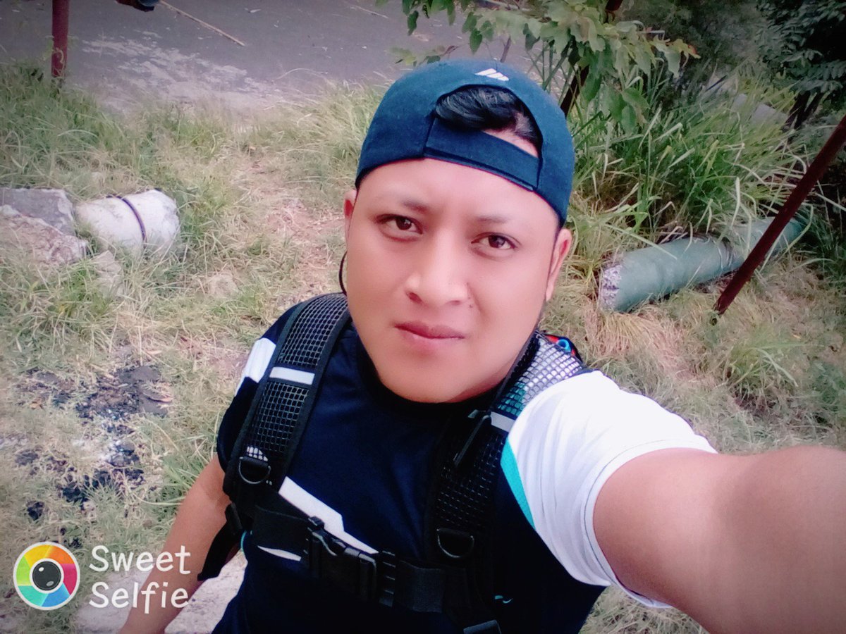 Mario67188793's tweet photo. entreno de oy con 11 km #YoElegíCorrer  #trailrunner  #mipasionescorrer https://t.co/w3AxjKWHjV