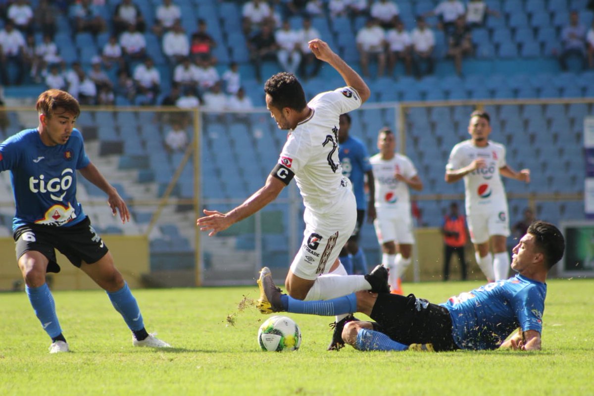 CulebritaM's tweet photo. #ALIvFAS
¡Clásico empate!
Alianza y FAS iniciaron con empate
📷 @pleitezbarrera
https://t.co/uJFozNnSKS https://t.co/AXV4QddHov