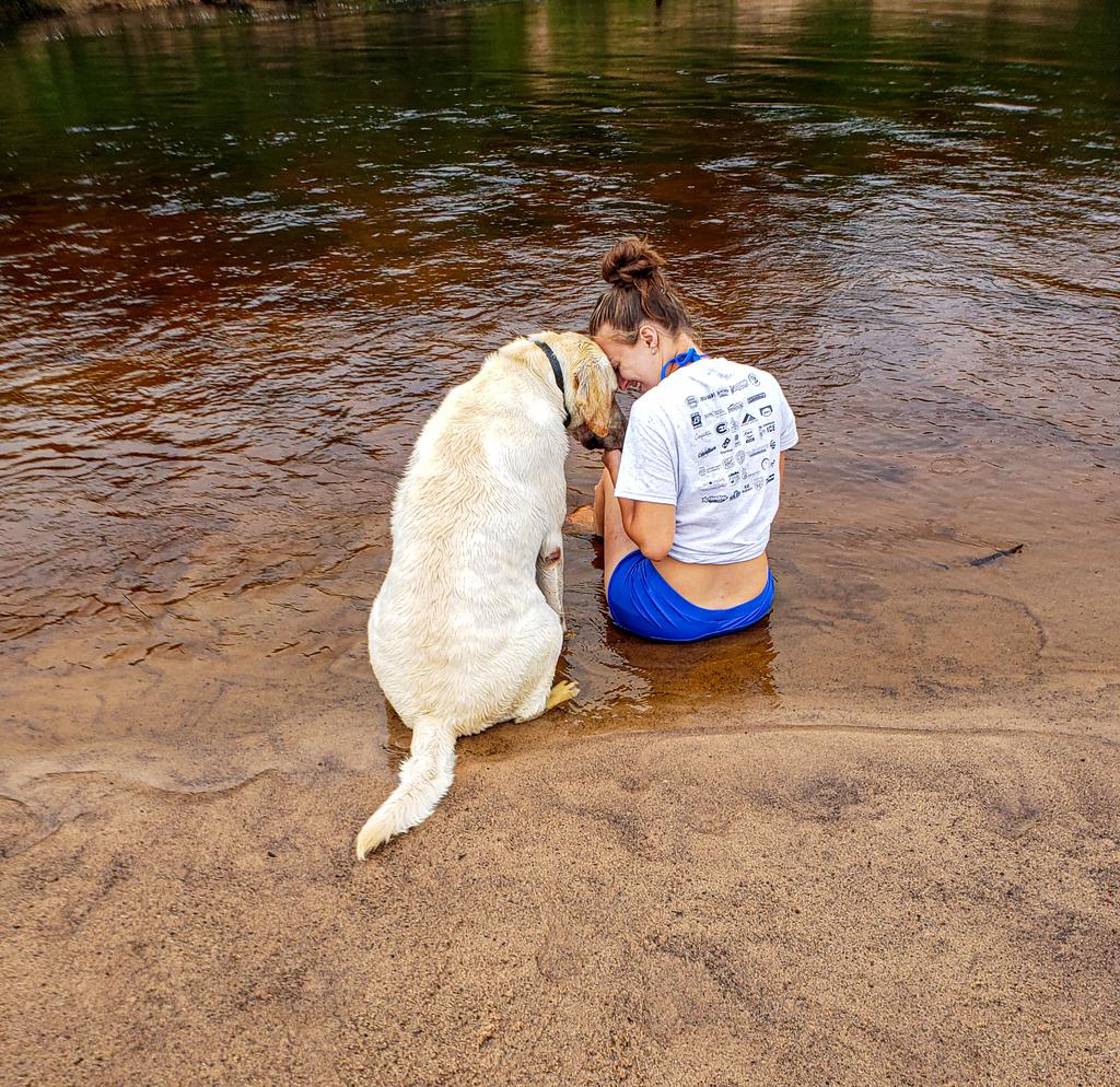 Share an emoji(s) of what you did today! Here are mine...🎣🍻👙🐶
#RiverDays #Wisconsin #GoneFishing