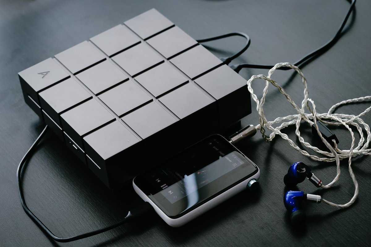 ActivoStyle's tweet photo. Rip CDs directly to the ACTIVO CT10 with the Astell&amp;Kern CD Ripper MK II.  The CT10 will access Gracenote music service and automatically tag your music files as you rip them to the player as FLAC or Wave files.  The CD Ripper MK II also supports @MQA-CDs. https://t.co/647RmXhfxM