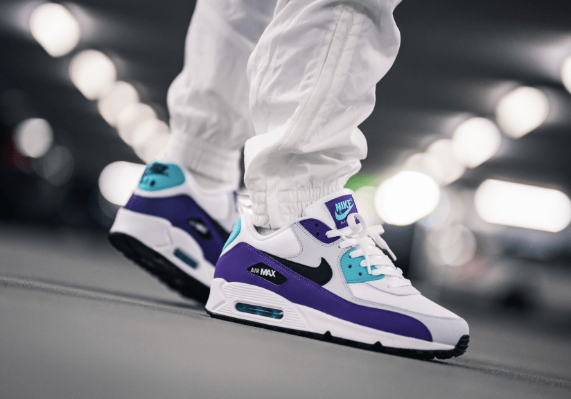 sneakersteal's tweet photo. NIKE AIR MAX 90 “GRAPE” $82.50 FREE SHIPPING https://t.co/D7gNxlPi0d https://t.co/qpeeKVw5di