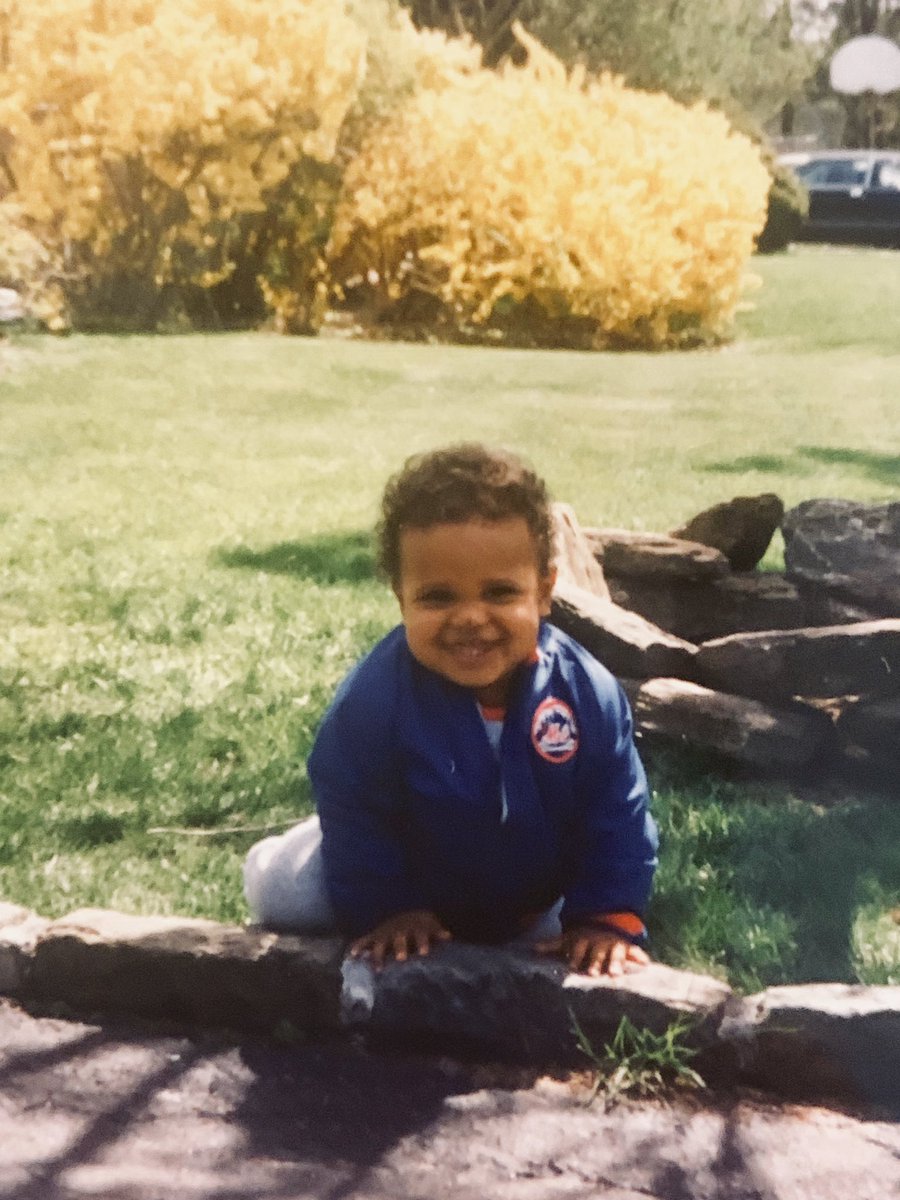 STR0's tweet image. NEW YORK! Where I was born. Where my heart lies. Where my family resides. Crazy excited for this part of my journey. Some things were meant to be! @Mets #HDMH