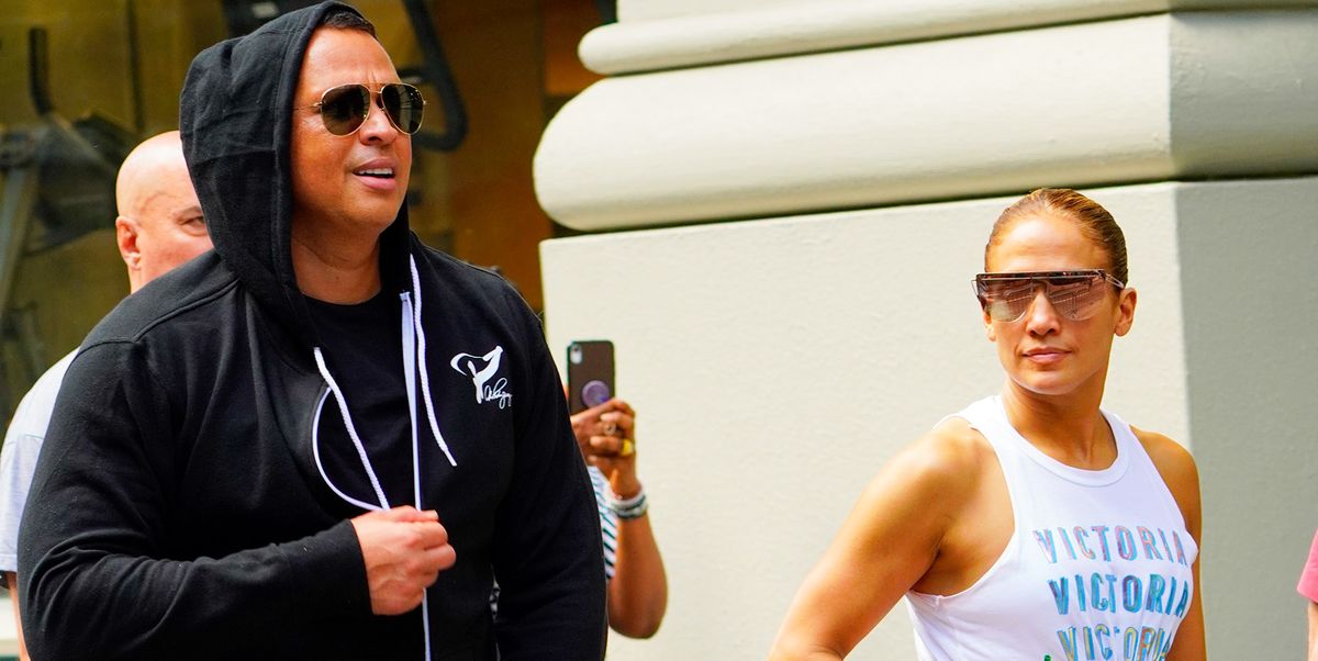 Jennifer Lopez Sings Happy Birthday to Alex Rodriguez During Concert  