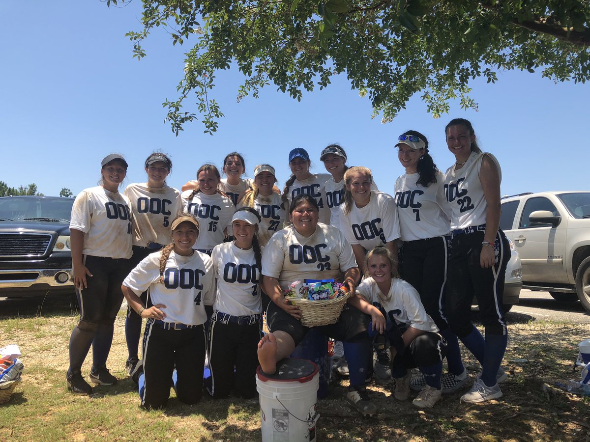 Haley_Shultz_'s tweet photo. There have been many different teams that I have played for throughout my select softball career, however I wouldn’t want to end my select softball time with any other team. Thank you all so much for all the memories, inside jokes, and for taking me in as one of your own. #RTFBB https://t.co/FyW8IeRscY