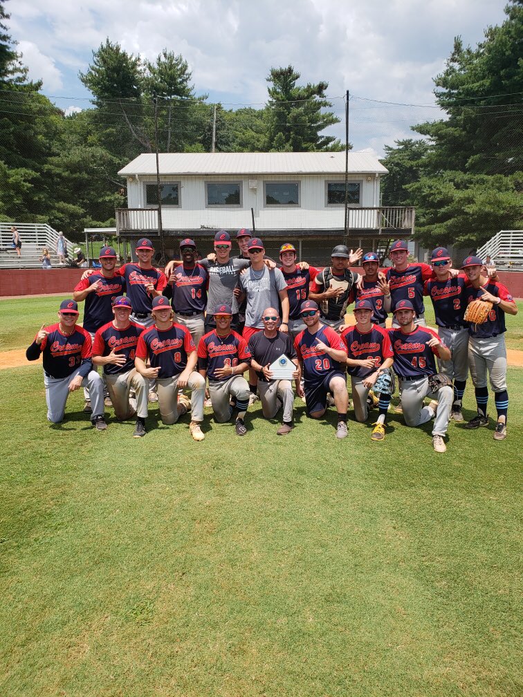 TopTennBaseball's tweet image. Congrats to Chi Town Creme on their 3-1 victory over @KNIGHTS_BASEBTN 18u Premier. Great run Creme!!! Look forward to next year.