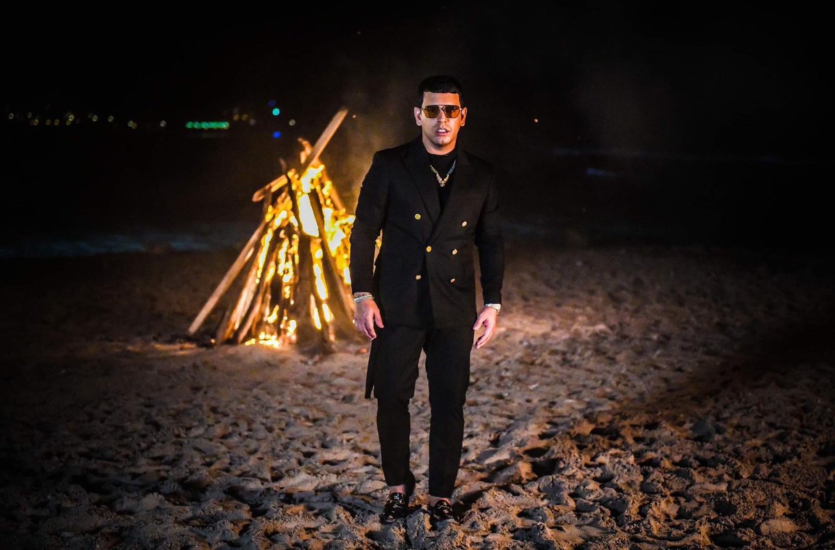 Tbambino's tweet photo. Ya la leña se la echamos al fuego porque no es lo mismo llamarlo que verlo venir !!!! #Imagínate.  El que se tire pagará las consecuencias !!!! Efrain D Fines Nevárez 👁👁 🔌🍭🦅 🌈🎥 https://t.co/gOShq7pyK4