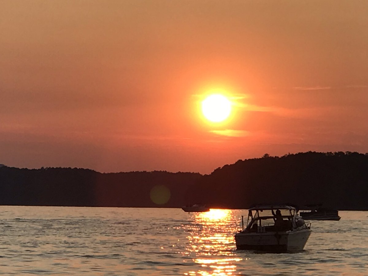 Sunrise, sunburn, sunset Repeat!#lakelife #lakegang #Ddockrocks