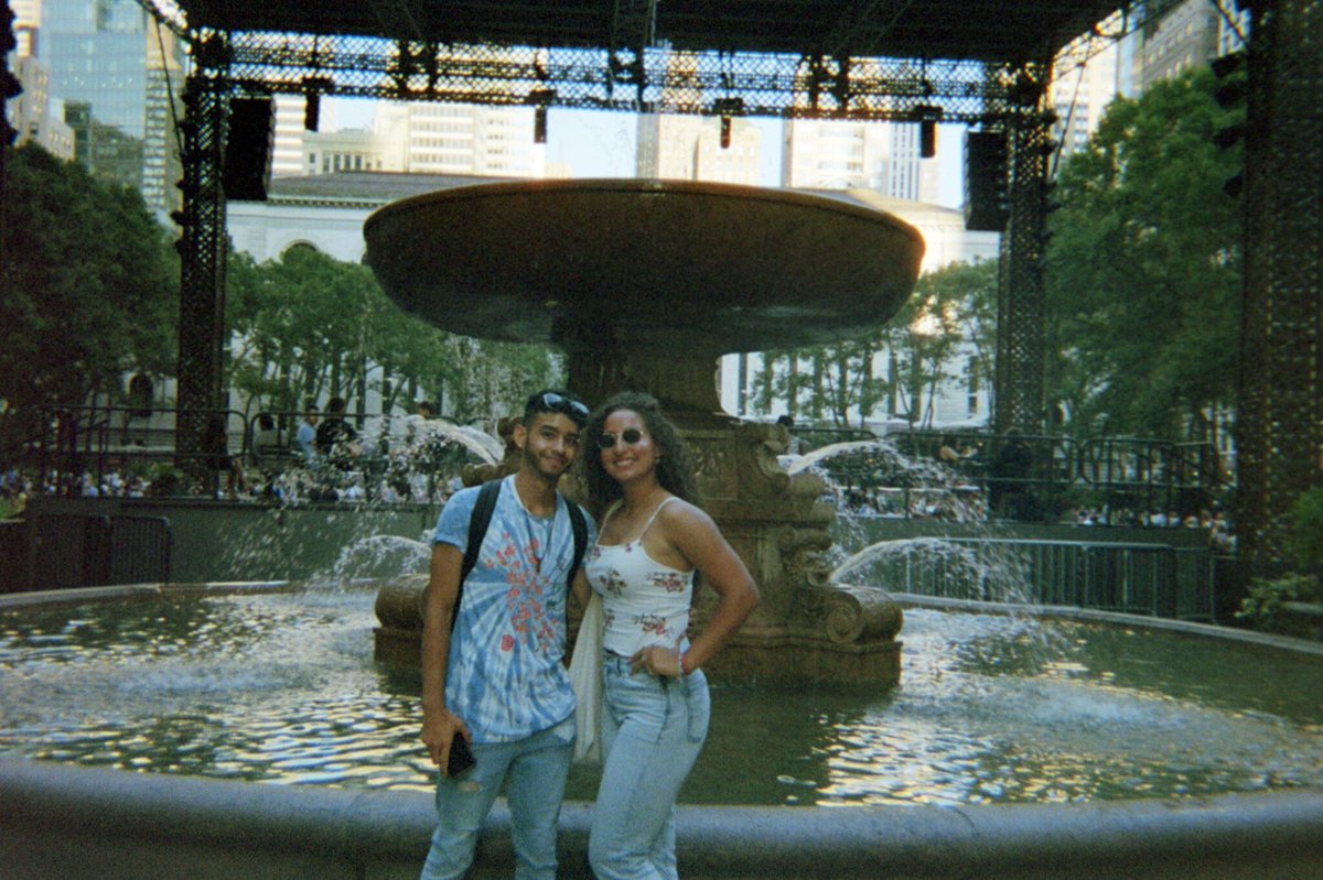 brihansen13's tweet photo. NYC on film✨ https://t.co/RysqsR9pm3