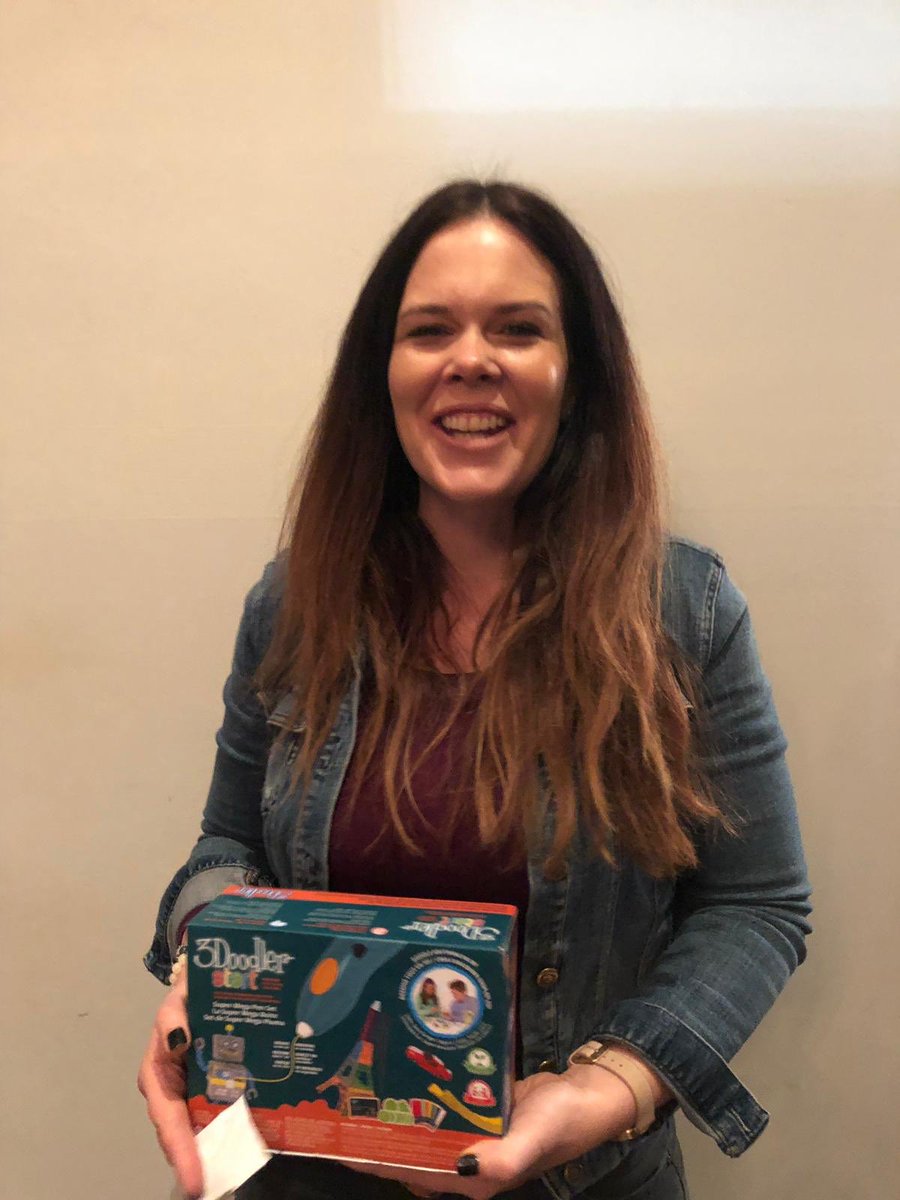 mrkempnz's tweet photo. Thanks to @Flipgrid @EmpaticoOrg and @3Doodler for supplying prizes for the latest round of @PubPDEdu in NSW, Australia - these lucky folks walked out with prizes #aussieED #pubpdnewy https://t.co/ozIRXnE9Hm