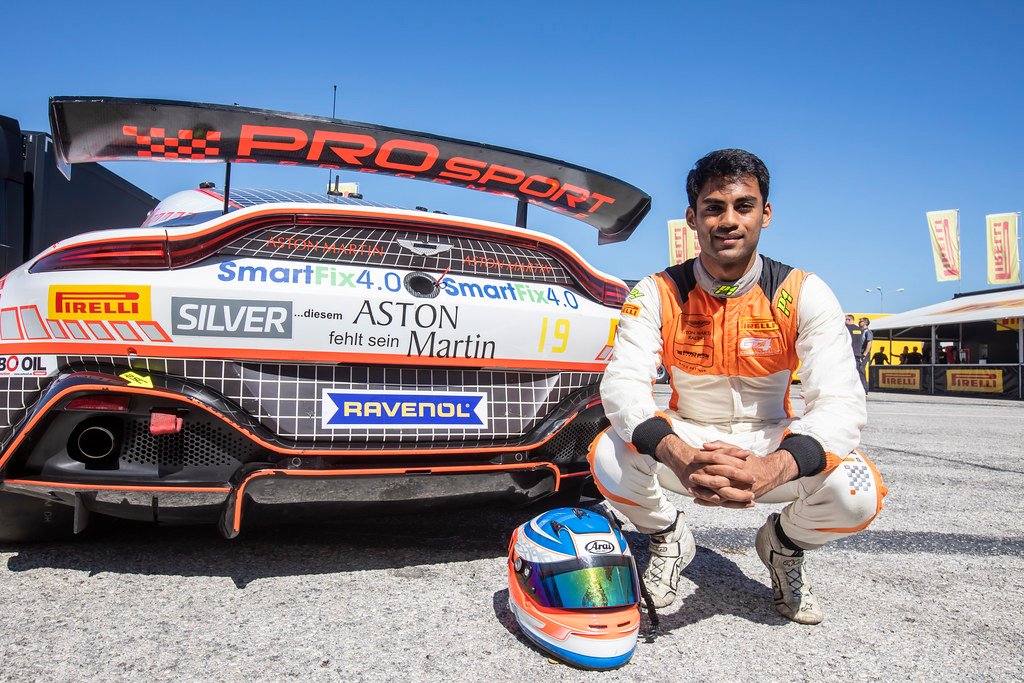 akhilrabindra's tweet photo. To be successful, the first thing to do is fall in love with your work. ...
@TeamPROsport
@gt4series
#AkhilRabindra #IndianRacer #LifeOnWheels #ProSportPerformance #MisanoCircuit #MondayMotivation #ThoughtForTheDay https://t.co/qLLKXahWSR