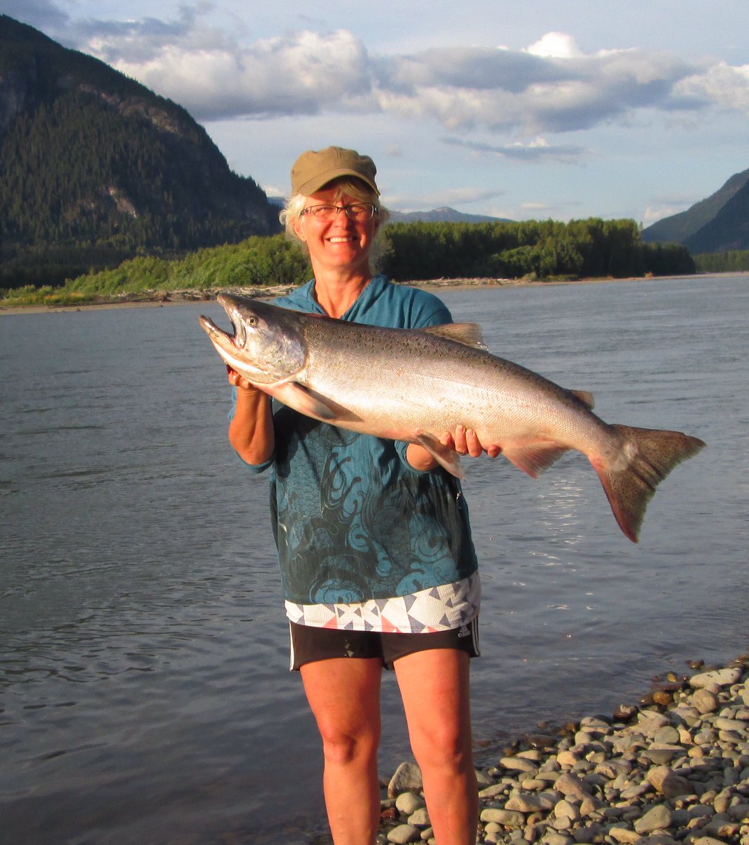 KFroese's tweet photo. I’ve been going to the Skeena for more than 25 years. This trip was in the top 3. #familytime #girlslovetofish @mmonkman @chris24v @fsjmanu @McDiarm57701680 @zukewich https://t.co/AwzcqJ2T34