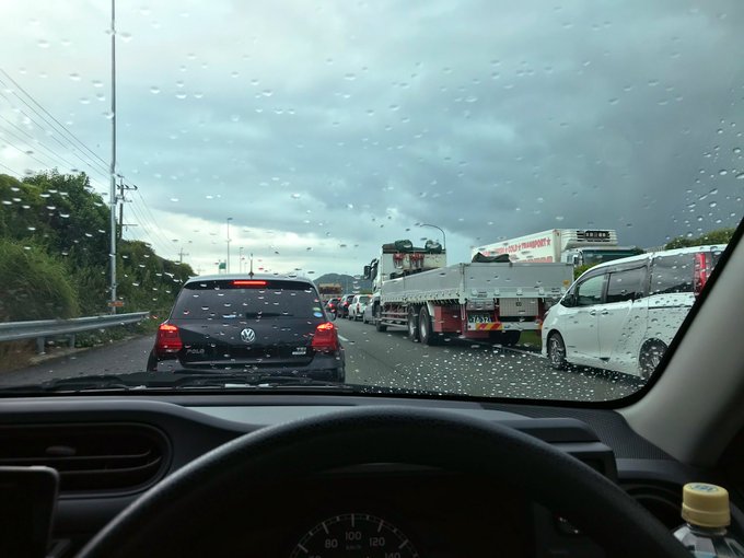 車両火災現場画像まとめ 九州道 山川pa付近でトラック炎上 車両火災事故 現地画像ヤバイ まとめダネ