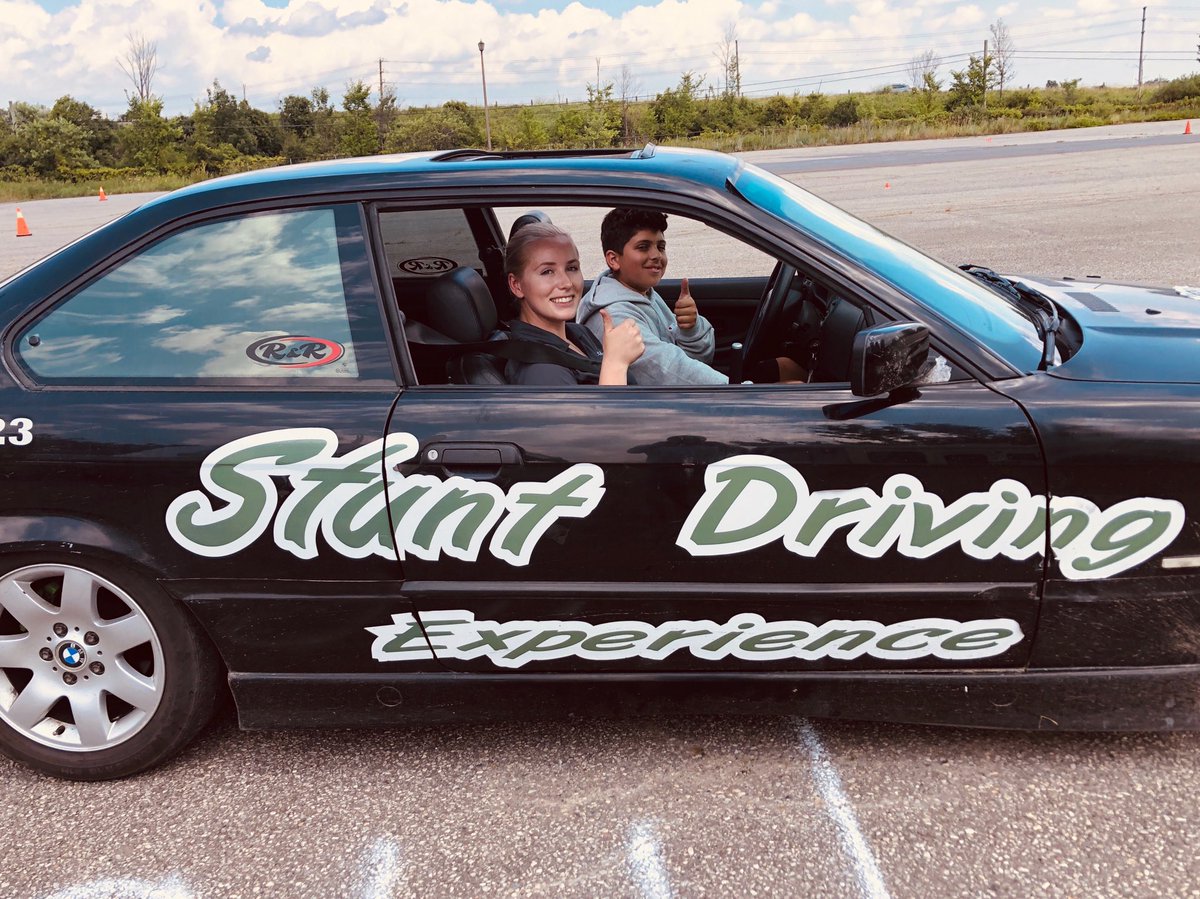 imranhasanyyz's tweet photo. Thank you Hans, Jaimie & Slava @wingsandslicks for creating a safe & memorable father/son driving experience. Parking lots will never be the same! #stuntchallenge #stuntdrives #RockfordTurn #jturn #slalom #wingsandslicks #reverse180 #BMW https://t.co/e2LTQYE6Kc