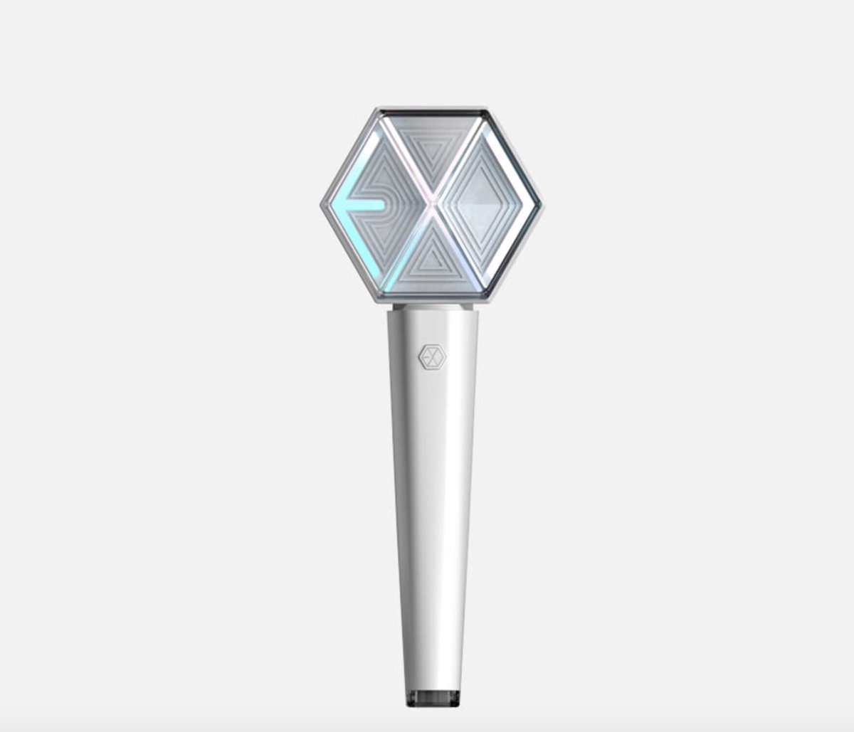 KseoulP's tweet photo. [PH GO] #KSGOs
Official Items~

PRODUCT :EXO LIGHTSTICK VERSION 3

₱ 2,350

✔️Official
✔️Under fast eta
✔️With freebies
📌10 or more orders will have discounts

ETA : AABOT NG CONDAY
DOO : AUGUST 5 
DOP: AUGUST 5
FOR BATCH 1

#EXplOrationinManila #EXplOrationinMNL #ERIBONG https://t.co/cL5Ex4hHbo