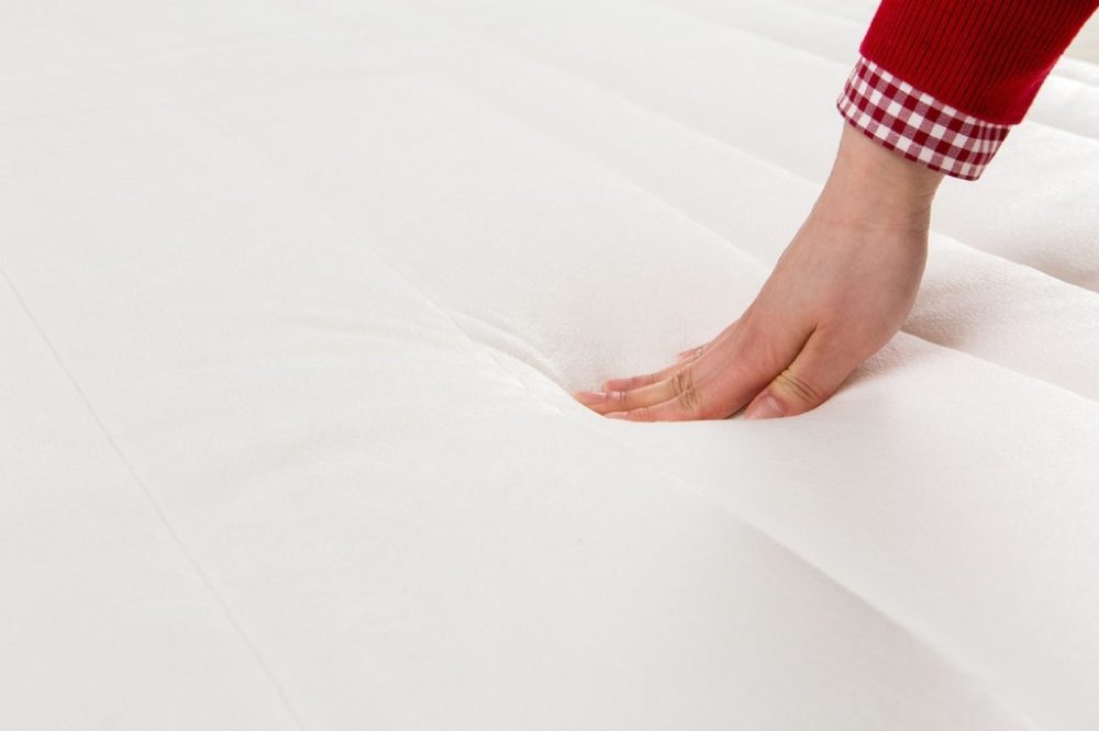 Sleep_Desires's tweet photo. What to Look For When Buying a Mattress Online-Oh yes Indeed-Health Tips https://t.co/BAwpi9kUZN
#goodnight https://t.co/fw12sPP2b5