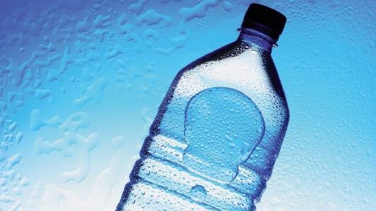 So hot! This summer. Need a glass of clean and cool water. Maybe a RO machine with cooling is good!