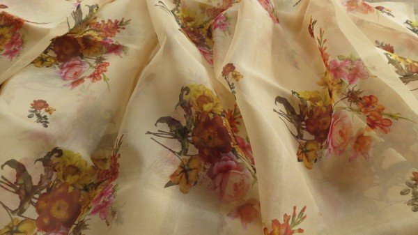 To buy same fabric visit: navyasfashion.com
Fabric Price – Rs.850 /-onwards
#onlineshopping #banarasisaree
#banarsisilkdress #banarsisilk
#banarsi #banarsisilk #banarsisilksuit#jaipuri #jaipurprints #leheriya#banarsisilk #banarsisuit #banarsisilksuit #chanderi #chanderisilk