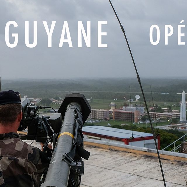 Reportage - Opération Titan ⁠
⁠
 En Guyane française, les forces armées de Guyane (FAG) et notamment les bérets verts de la Légion Etrangère sécurisent le pas de tir des lancements spatiaux de Kourou (Soyouz, Ariane et VEGA). Pour ce faire, ils patro… ift.tt/331m5nN